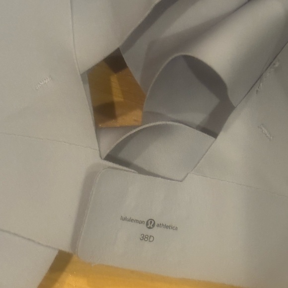 Lululemon Athletica Women's Sports Bra - Picture 3 of 5